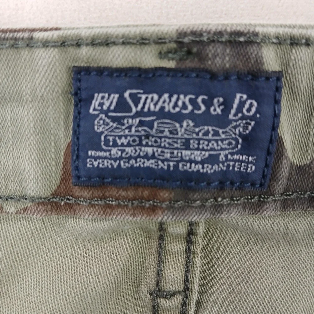 Levi‎ Strauss 40x9 Mens Cargo Shorts Camo Pockets Has Defect Levis